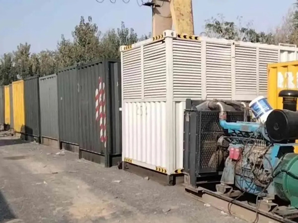 团风200KW柴油发电机机组每小时油耗是多少？